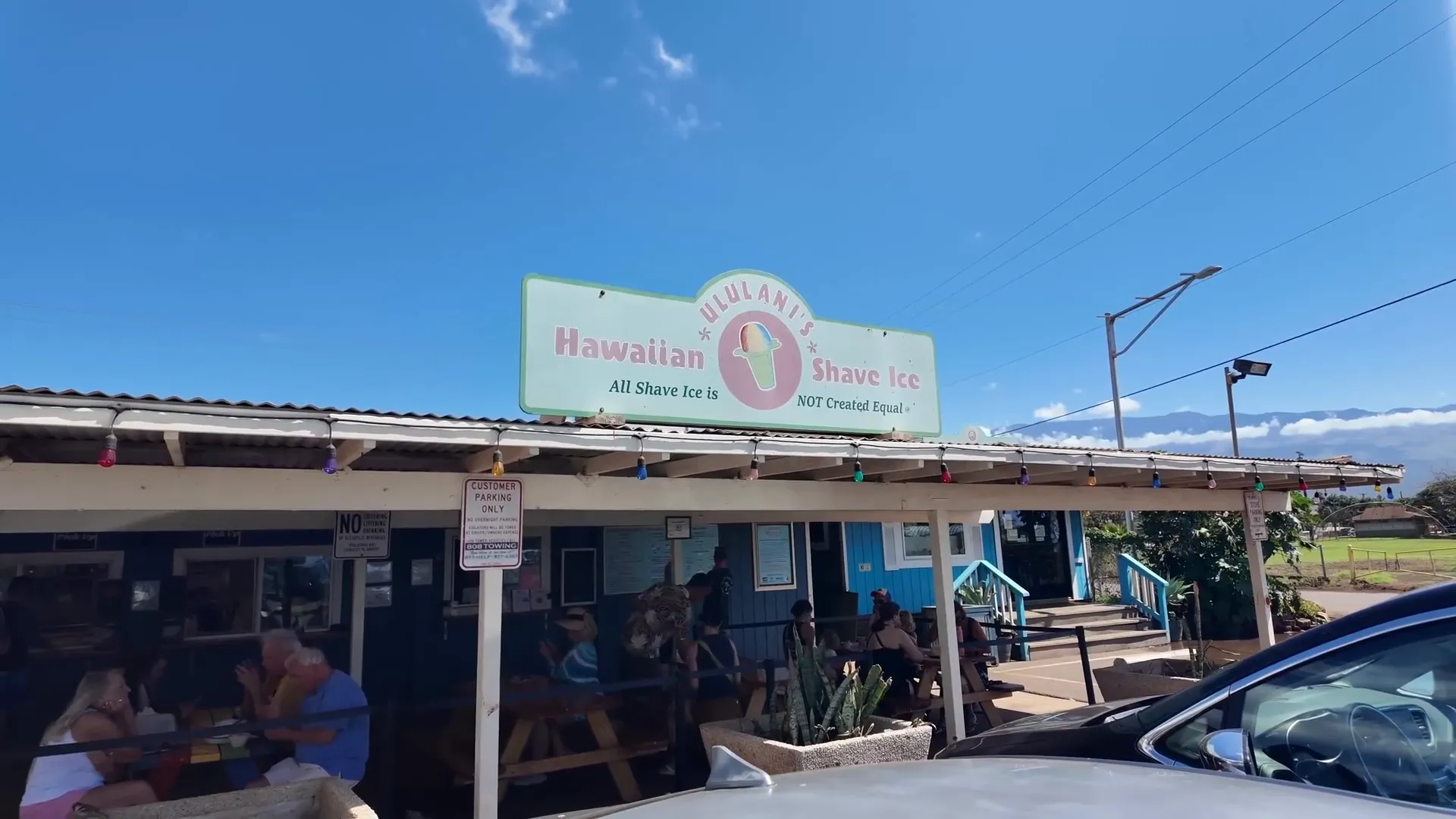 Ululani's Shave Ice shop exterior