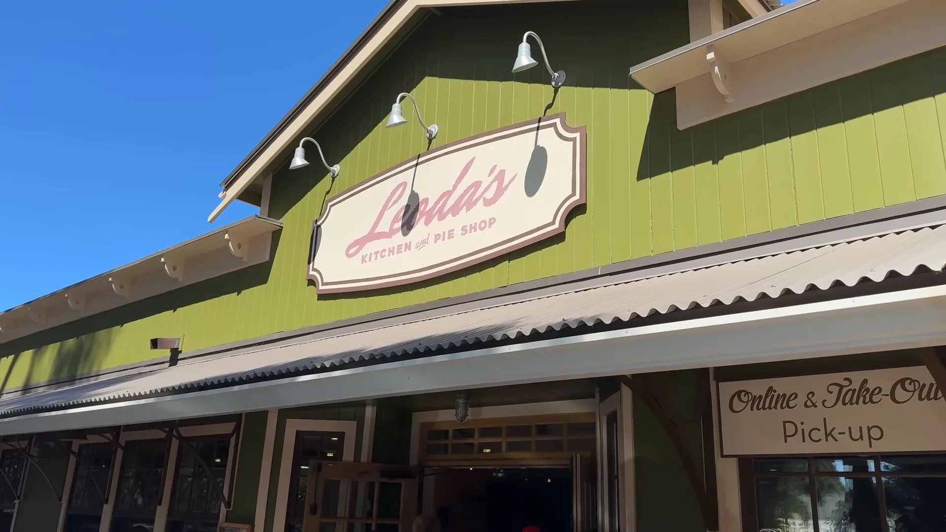 Leota's Kitchen and Pie Shop exterior