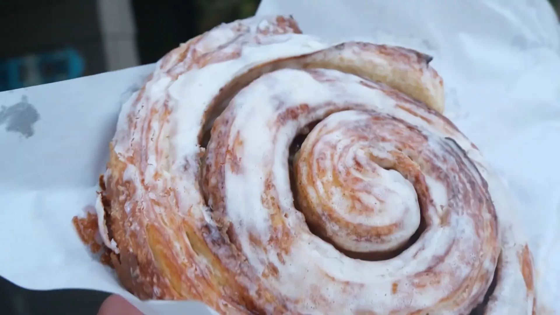 Fresh cinnamon rolls from Papi's Ohana
